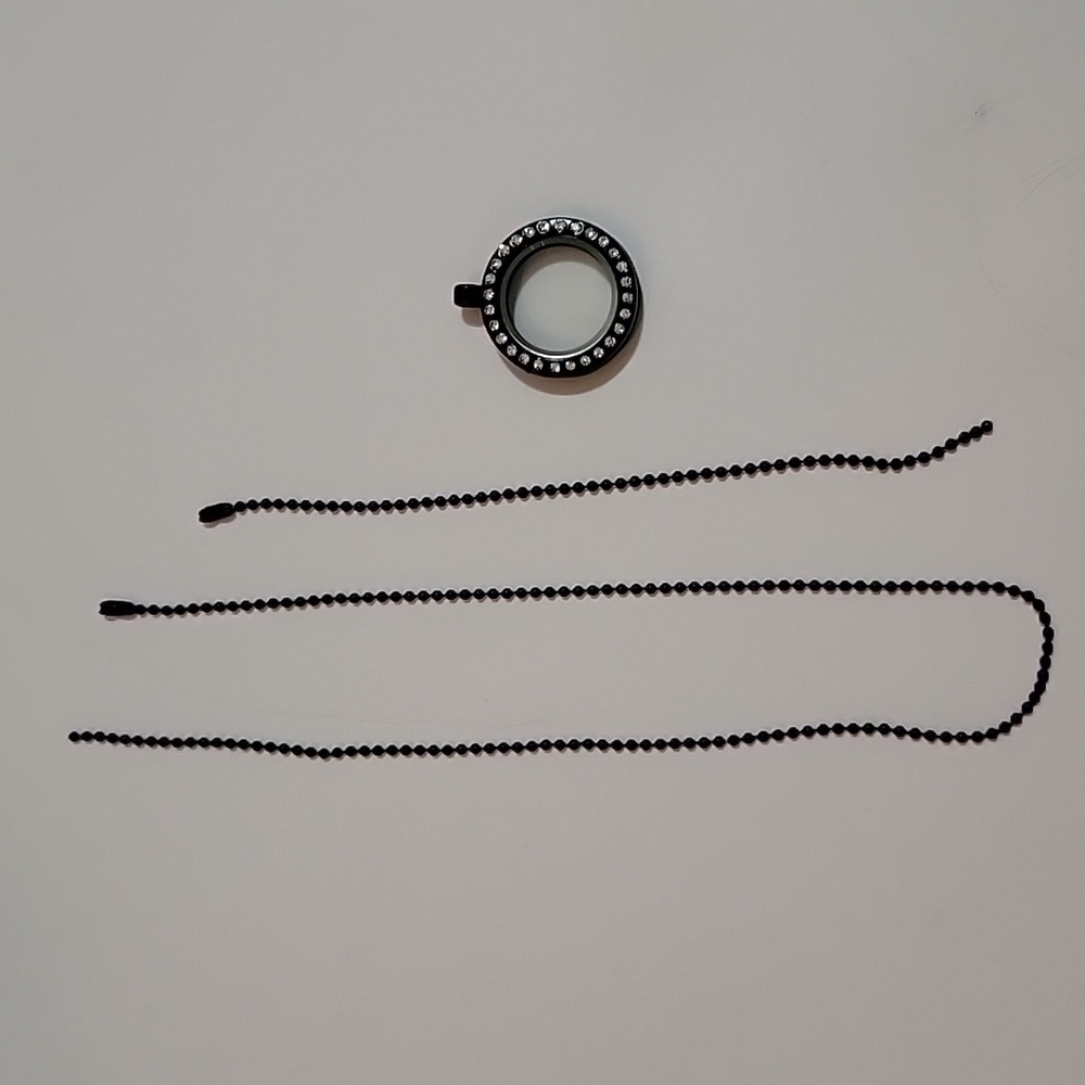 Black chain necklace with gem locket